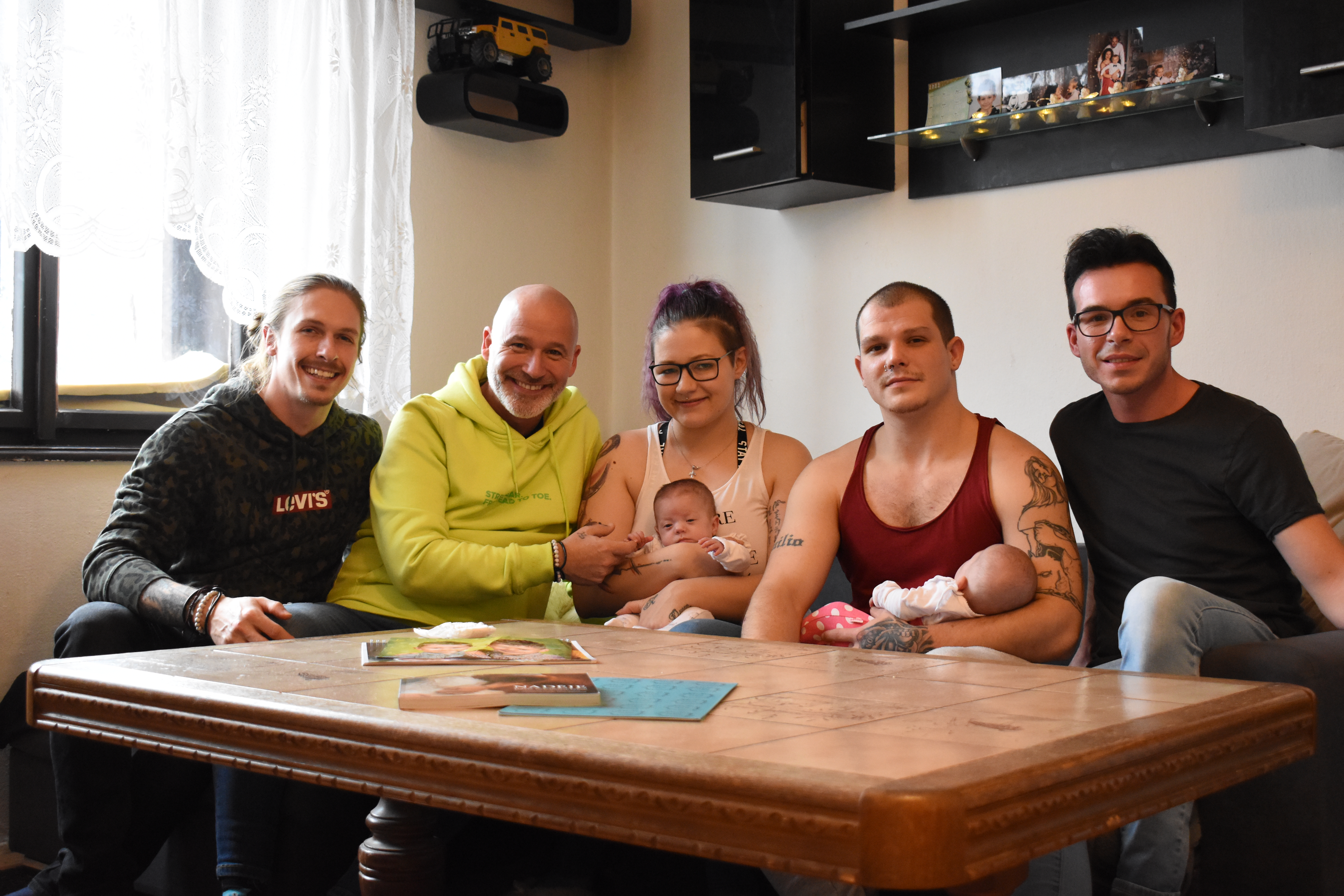 Tým pořadu Nová naděje s dvojčátky Gábinkou a Olinkou